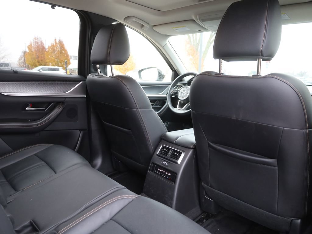 Used 2025 MAZDA CX-70 3.3 Turbo w/ Preferred Package image 18