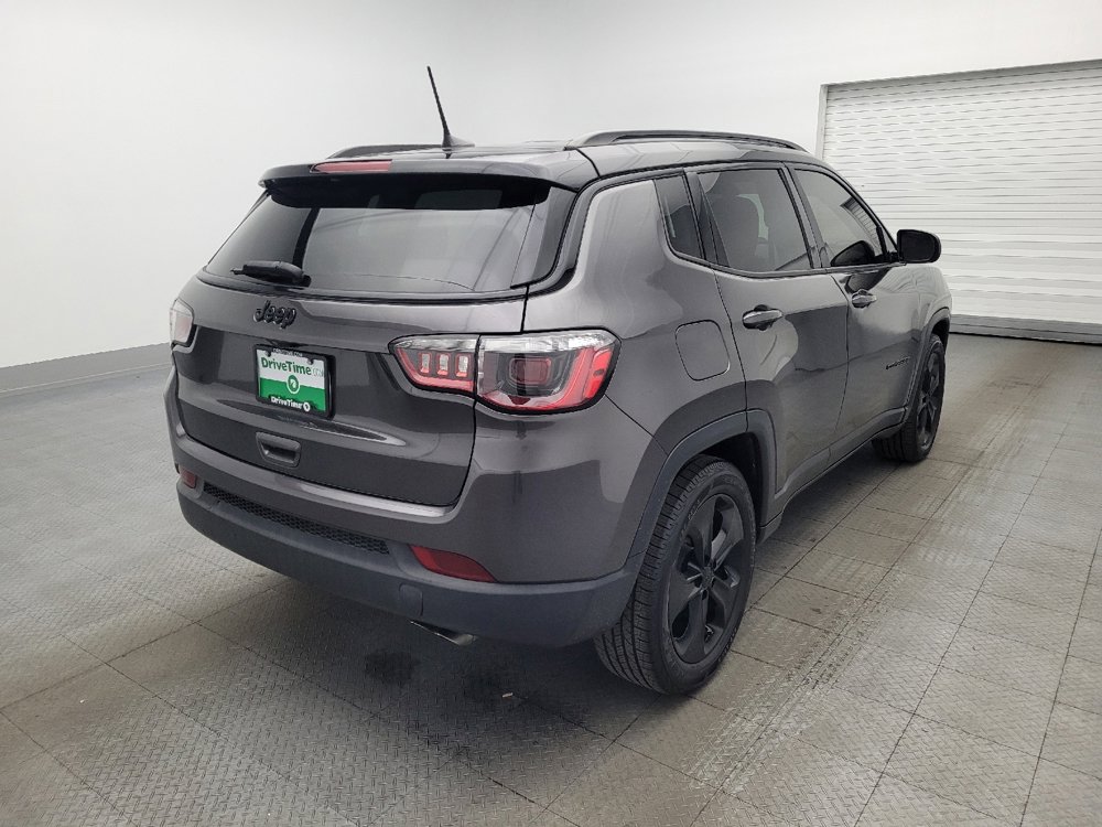 Used 2021 Jeep Compass Latitude image 9