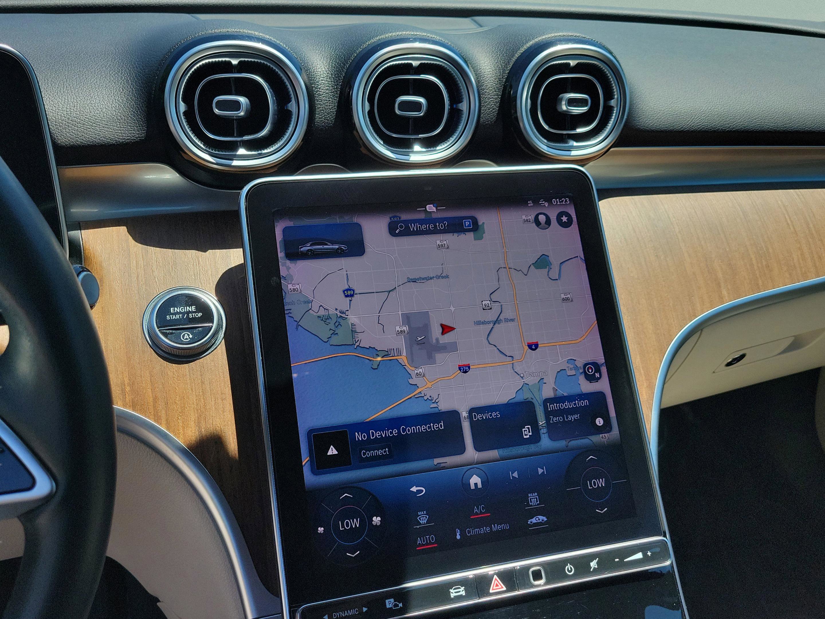 Used 2023 Mercedes-Benz C 300 Sedan image 27