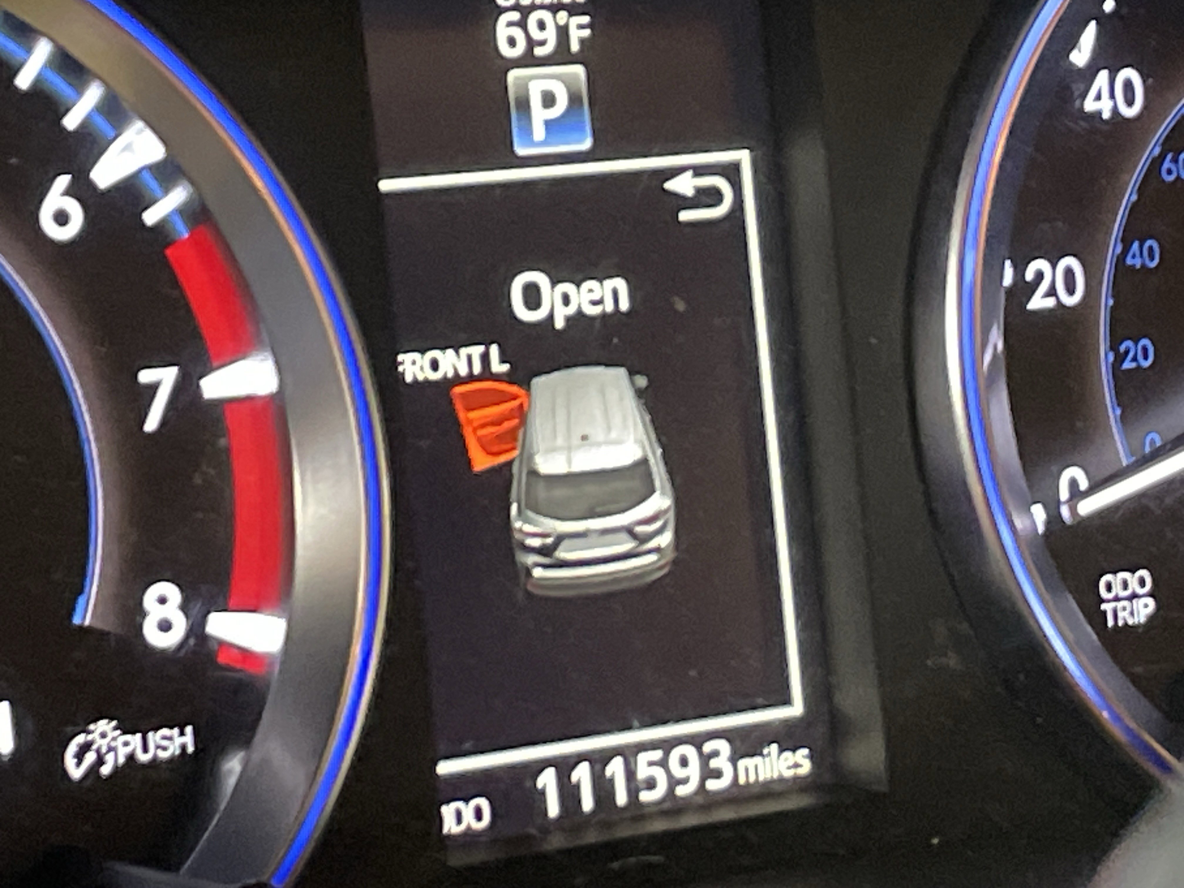 Used 2015 Toyota Highlander XLE FWD image 11