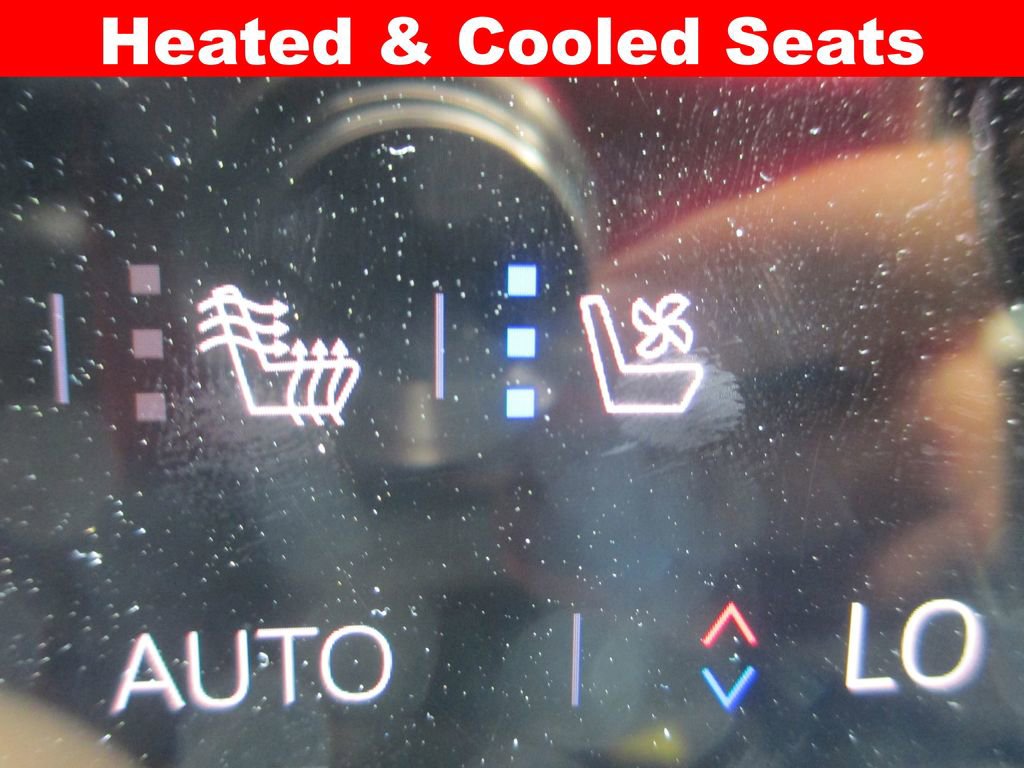 Used 2024 GMC Acadia AT4 w/ Super Cruise Package AWD/4WD image 20