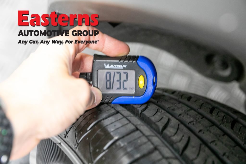 Used 2021 Toyota RAV4 XLE w/ XLE Grade Weather Package AWD/4WD image 30