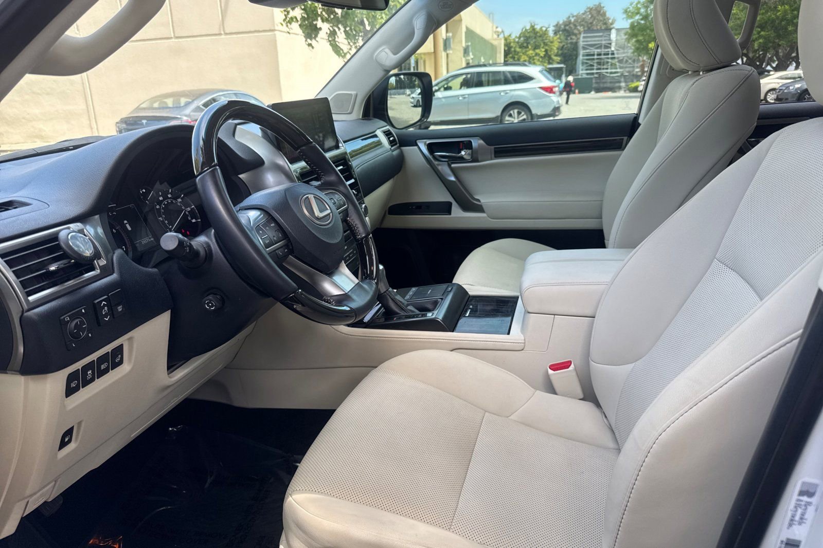 Used 2023 Lexus GX 460 Premium AWD/4WD image 10
