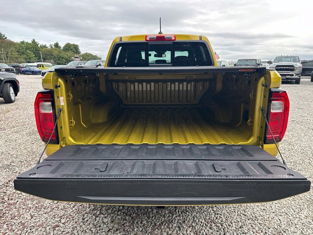 Used 2023 GMC Canyon AT4 w/ AT4 Premium Package AWD/4WD image 13