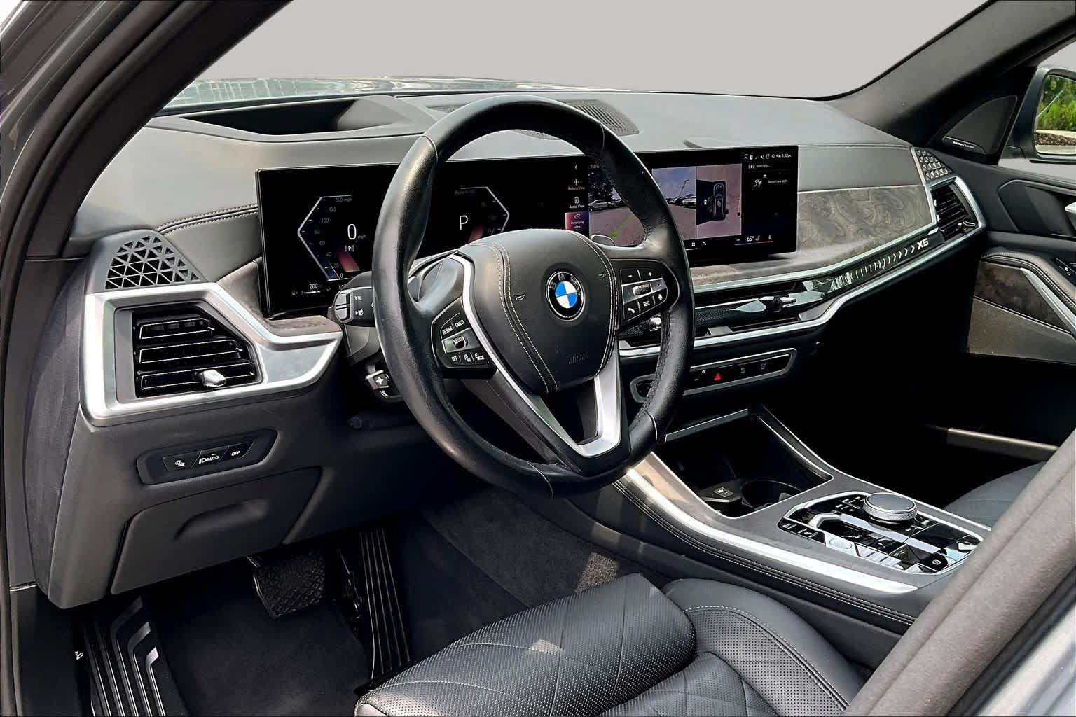 Used 2024 BMW X5 sDrive40i RWD image 17