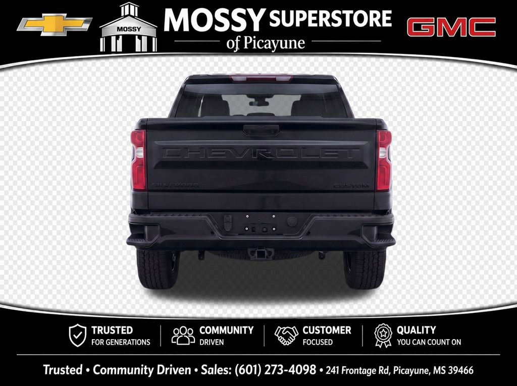 Used 2025 Chevrolet Silverado 1500 Custom w/ Turbomax Blackout Package AWD/4WD image 8