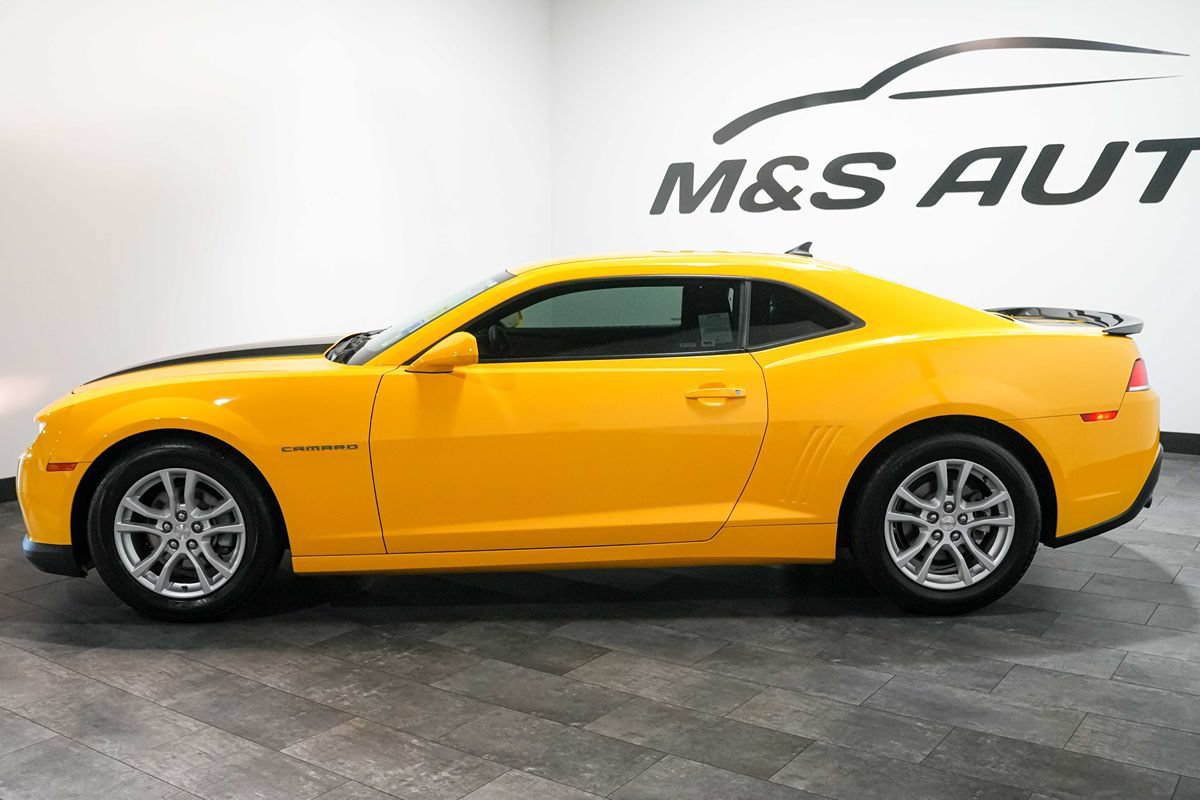 Used 2014 Chevrolet Camaro LS RWD image 3