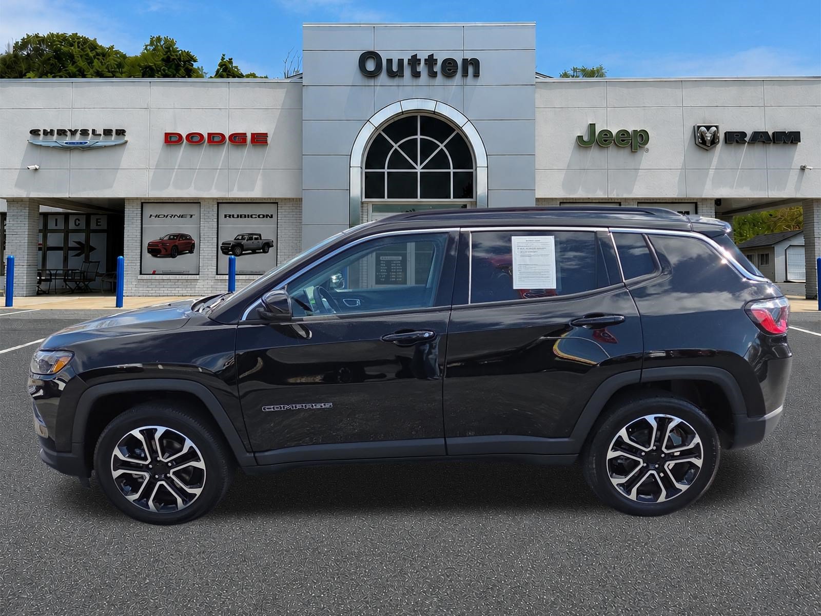 Certified 2022 Jeep Compass Limited AWD/4WD image 7