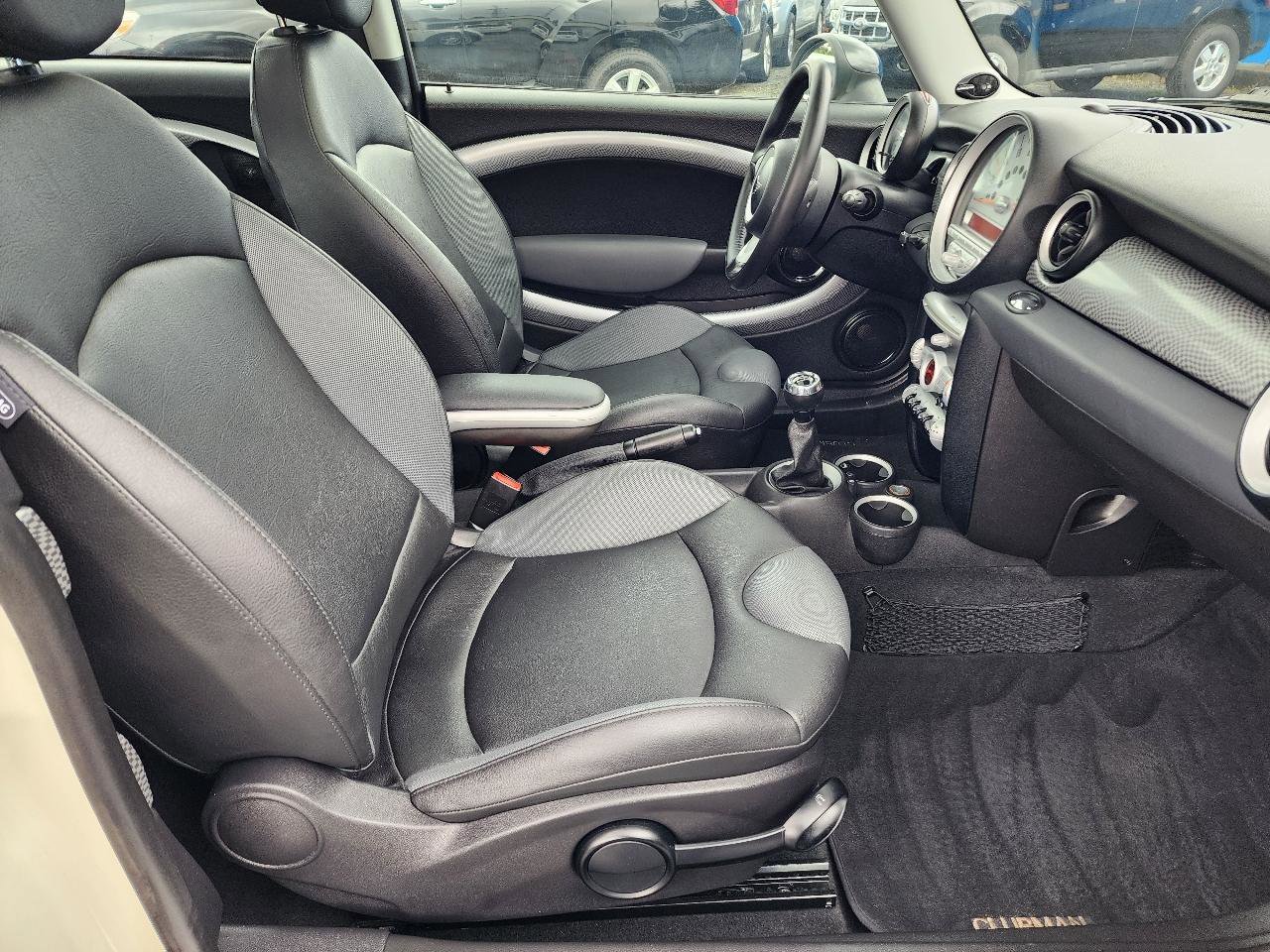 Used 2010 MINI Cooper Clubman S FWD image 21