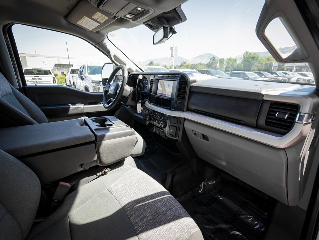 Used 2023 Ford F350 XLT w/ 360-Degree Camera Package AWD/4WD image 22