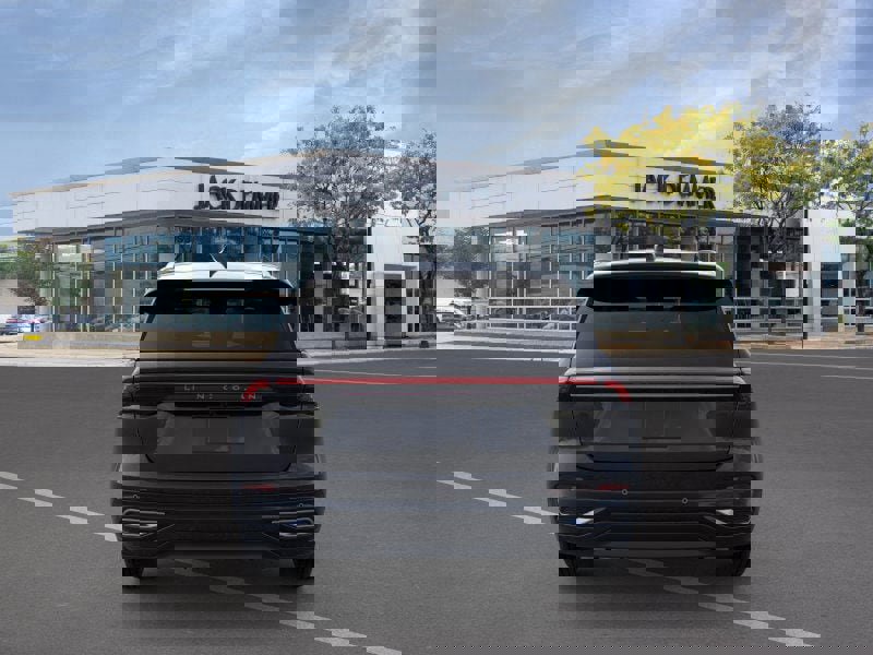 New 2026 Lincoln Nautilus Reserve image 5