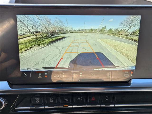 Used 2024 GMC Sierra 2500 SLT w/ SLT Premium Package image 14