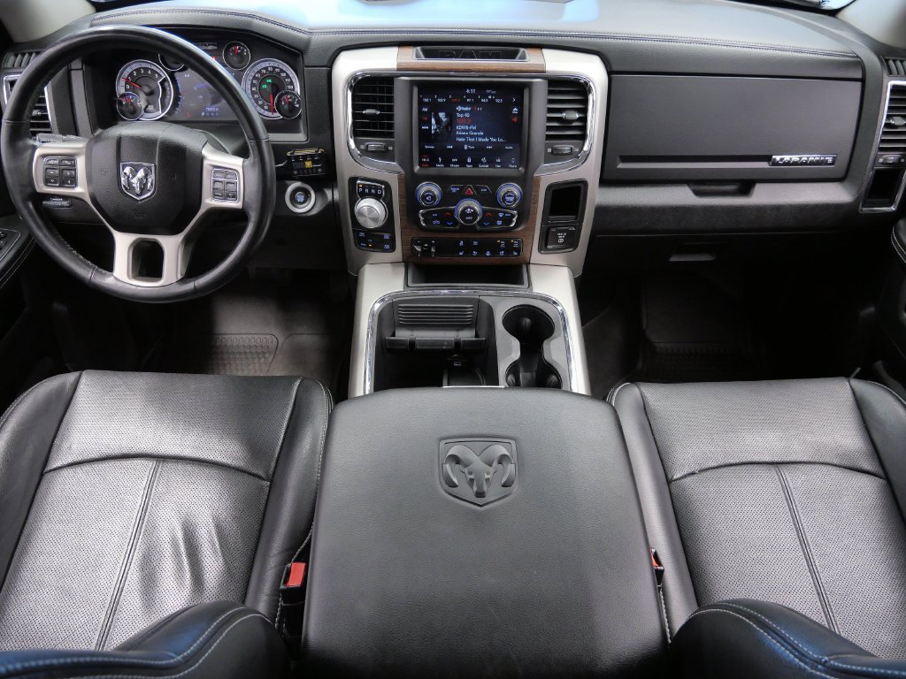 Used 2018 RAM 1500 Laramie w/ Convenience Group AWD/4WD image 14
