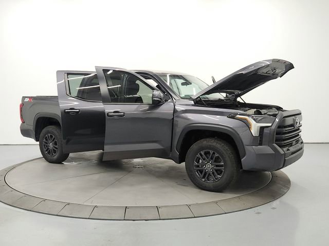Used 2024 Toyota Tundra SR5 w/ SR5 Convenience Package AWD/4WD image 9