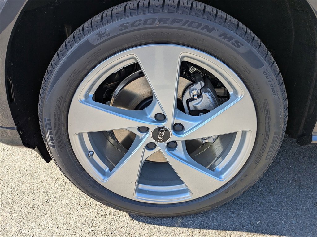 New 2025 Audi Q5 Premium Plus image 9