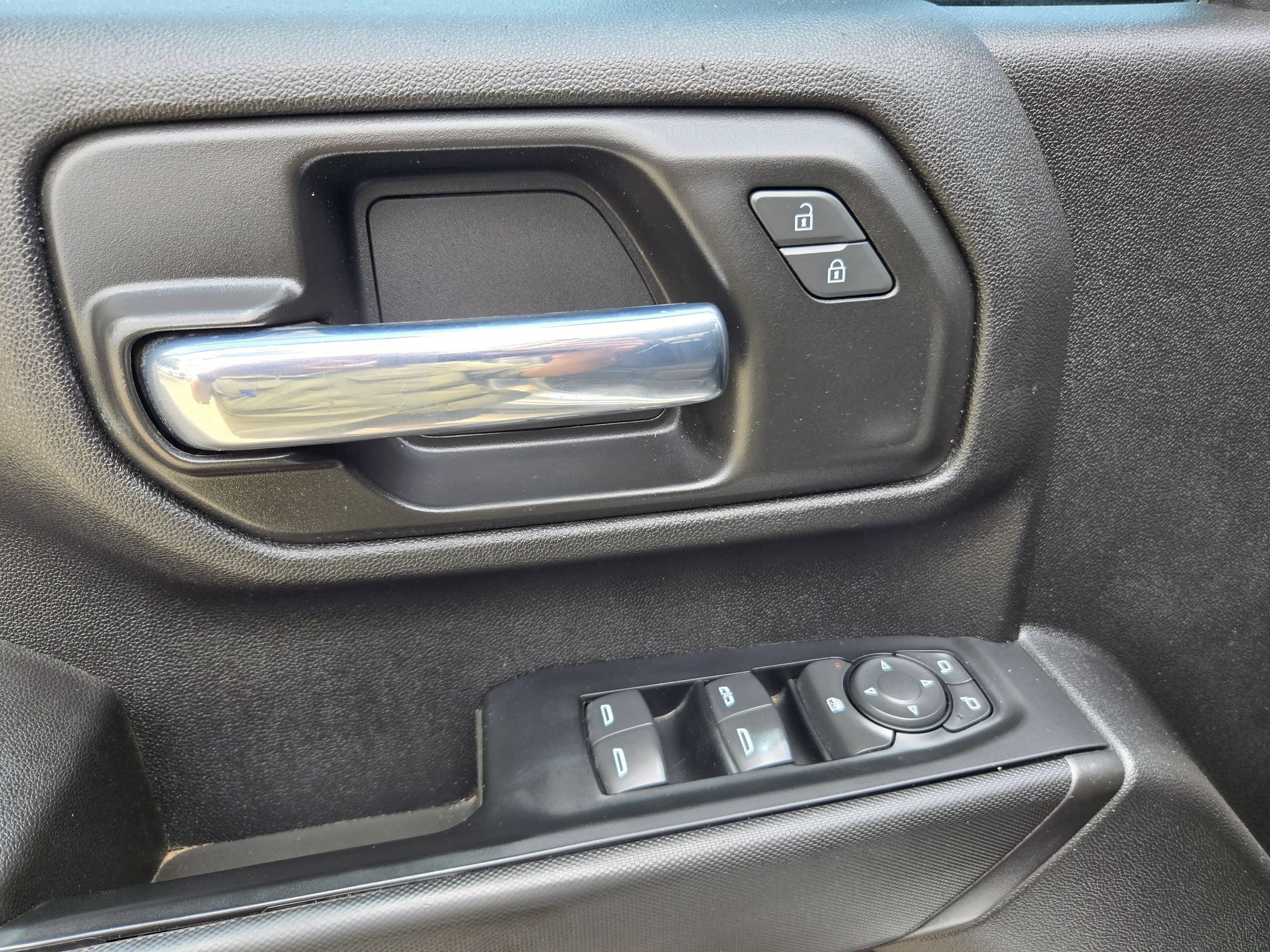 Used 2023 Chevrolet Silverado 2500 Custom w/ Custom Value Package AWD/4WD image 19