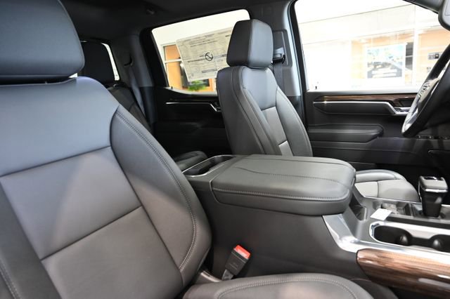 New 2026 Chevrolet Silverado 1500 LT Trail Boss w/ LT Trail Boss Premium Package AWD/4WD image 9
