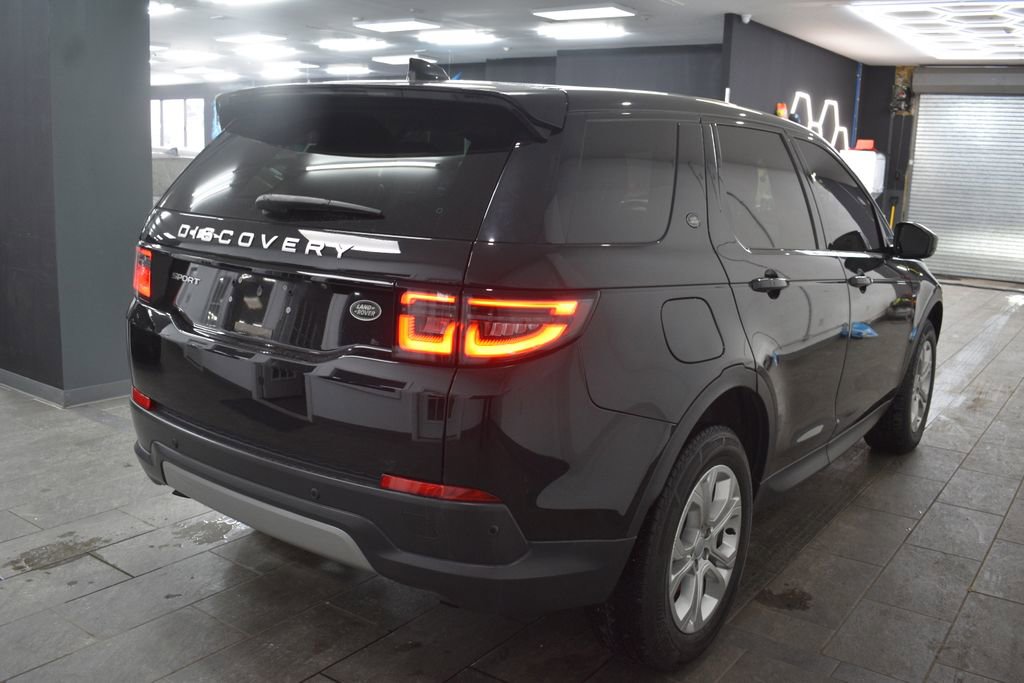 Used 2022 Land Rover Discovery Sport S image 5