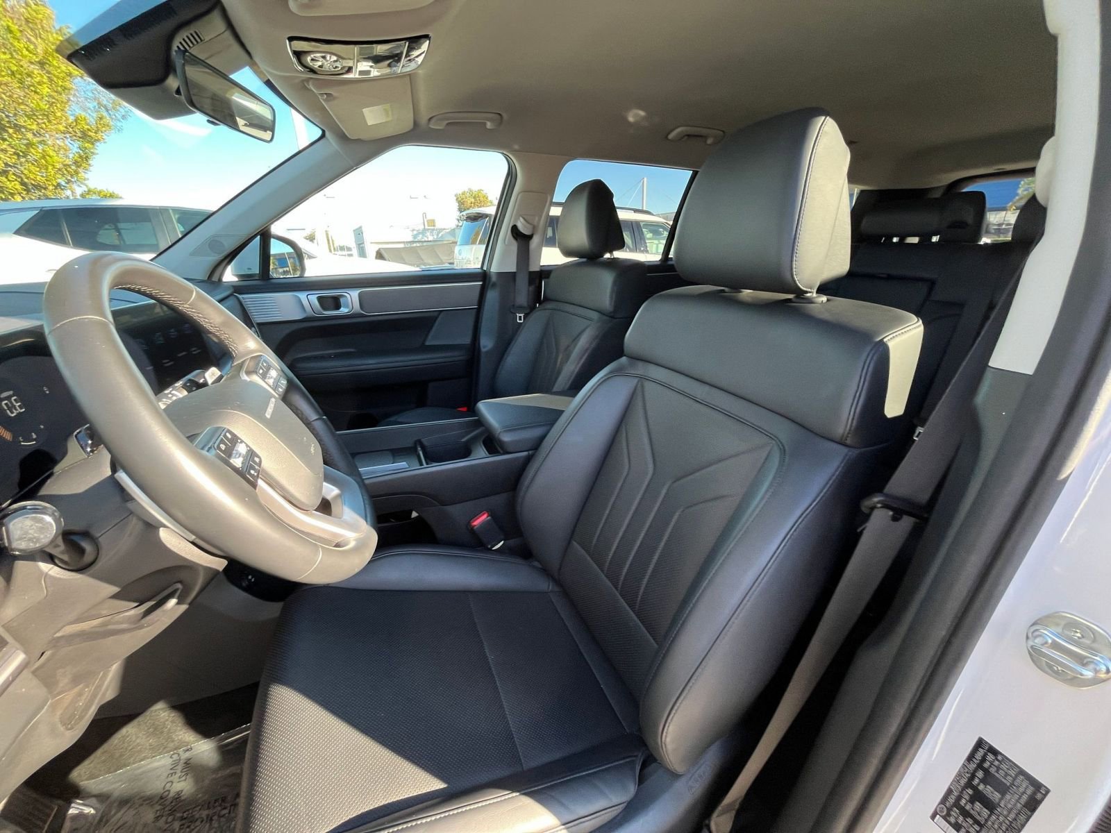 Used 2025 Hyundai Santa Fe SEL image 38