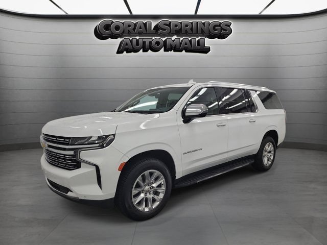 Used 2024 Chevrolet Suburban Premier RWD image 3