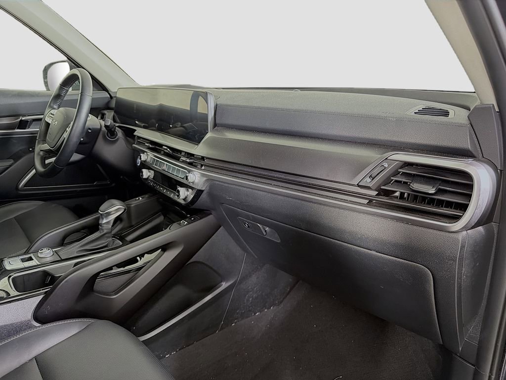 Used 2025 Kia Telluride S image 35