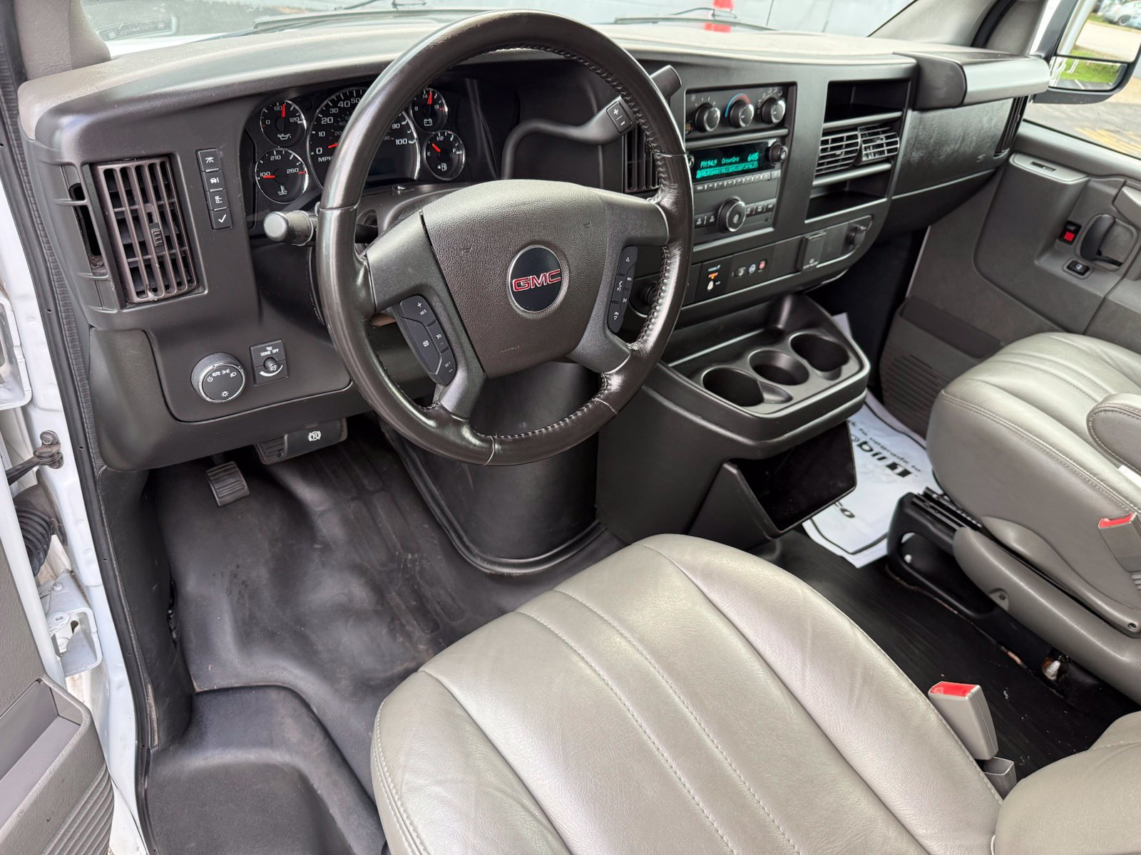Used 2023 GMC Savana 2500 w/ Driver Convenience Package RWD image 2