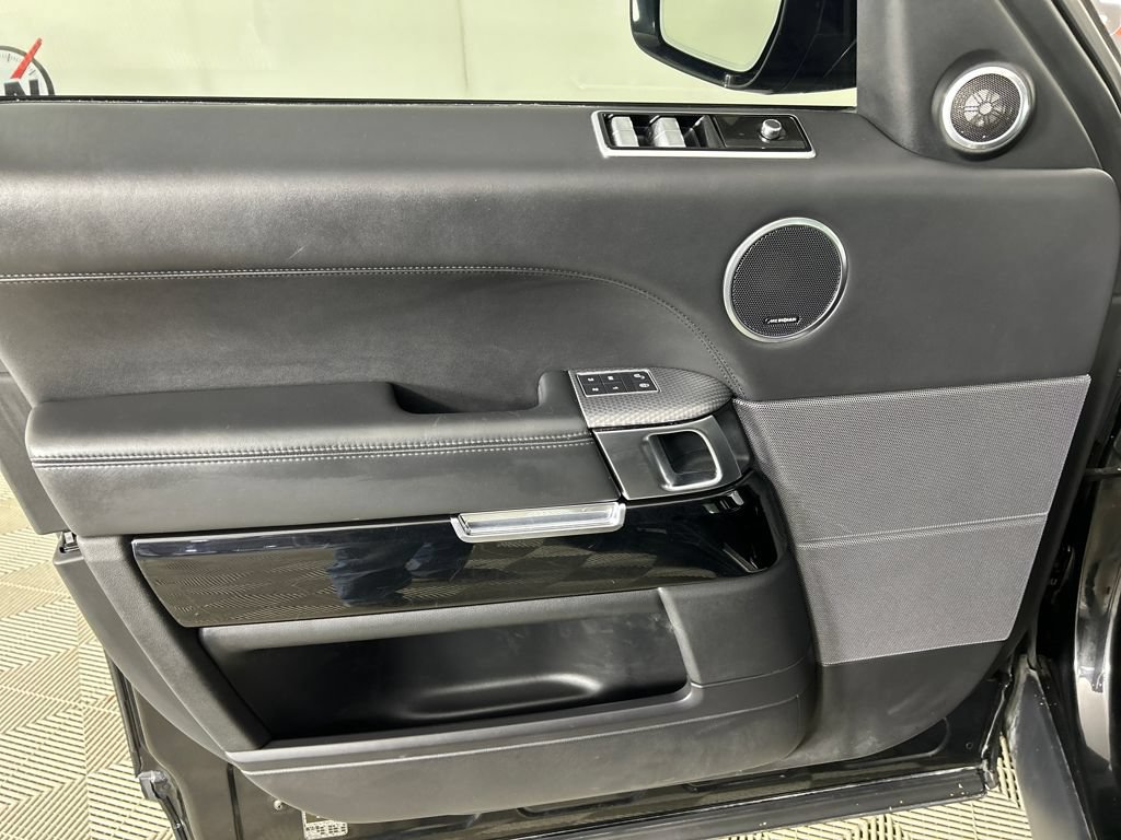 Used 2019 Land Rover Range Rover Sport Supercharged AWD/4WD image 10