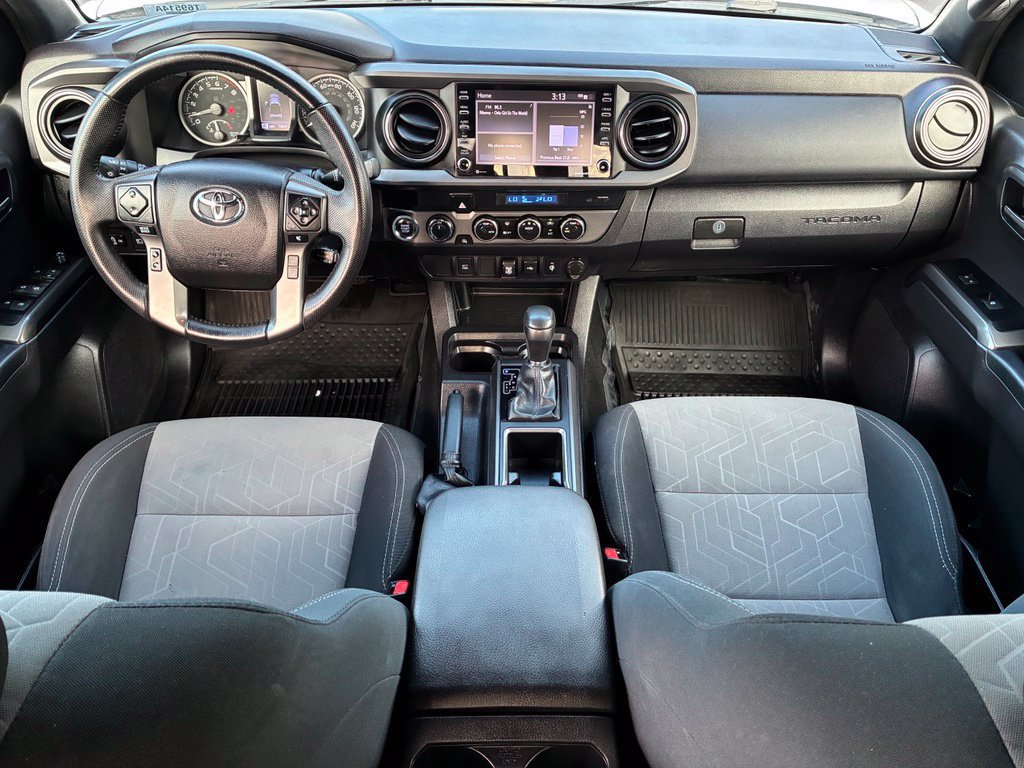 Used 2022 Toyota Tacoma TRD Off-Road AWD/4WD image 5