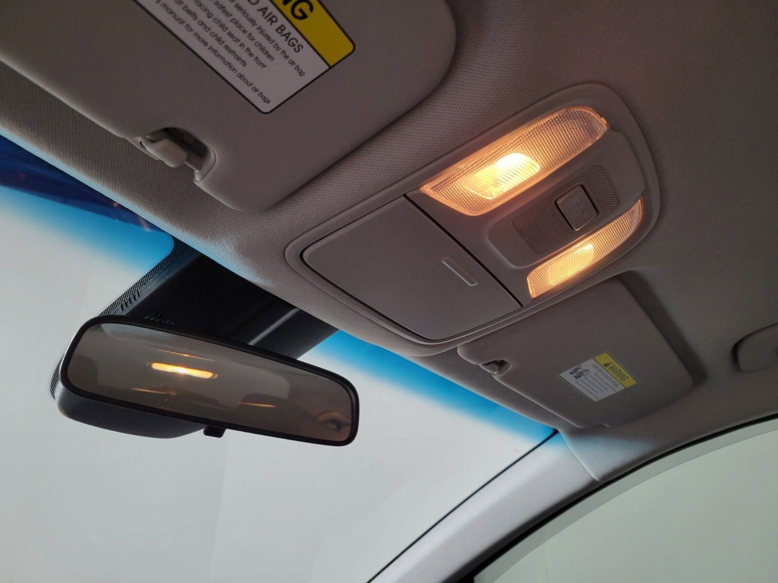 Used 2022 Kia Niro LXS w/ Digital Cluster Package image 18