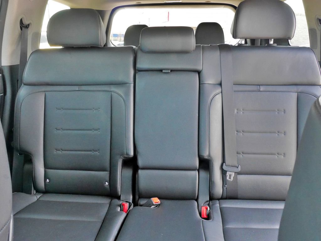 Used 2025 Hyundai Santa Fe Limited image 23