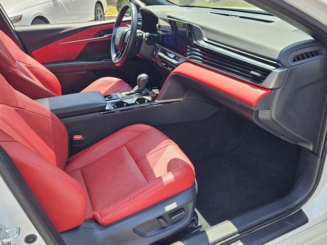 Used 2025 Toyota Camry XSE FWD image 16