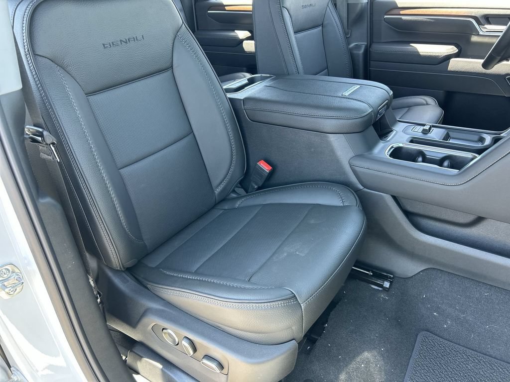 New 2026 GMC Sierra 2500 Denali w/ Denali Reserve Package AWD/4WD image 28