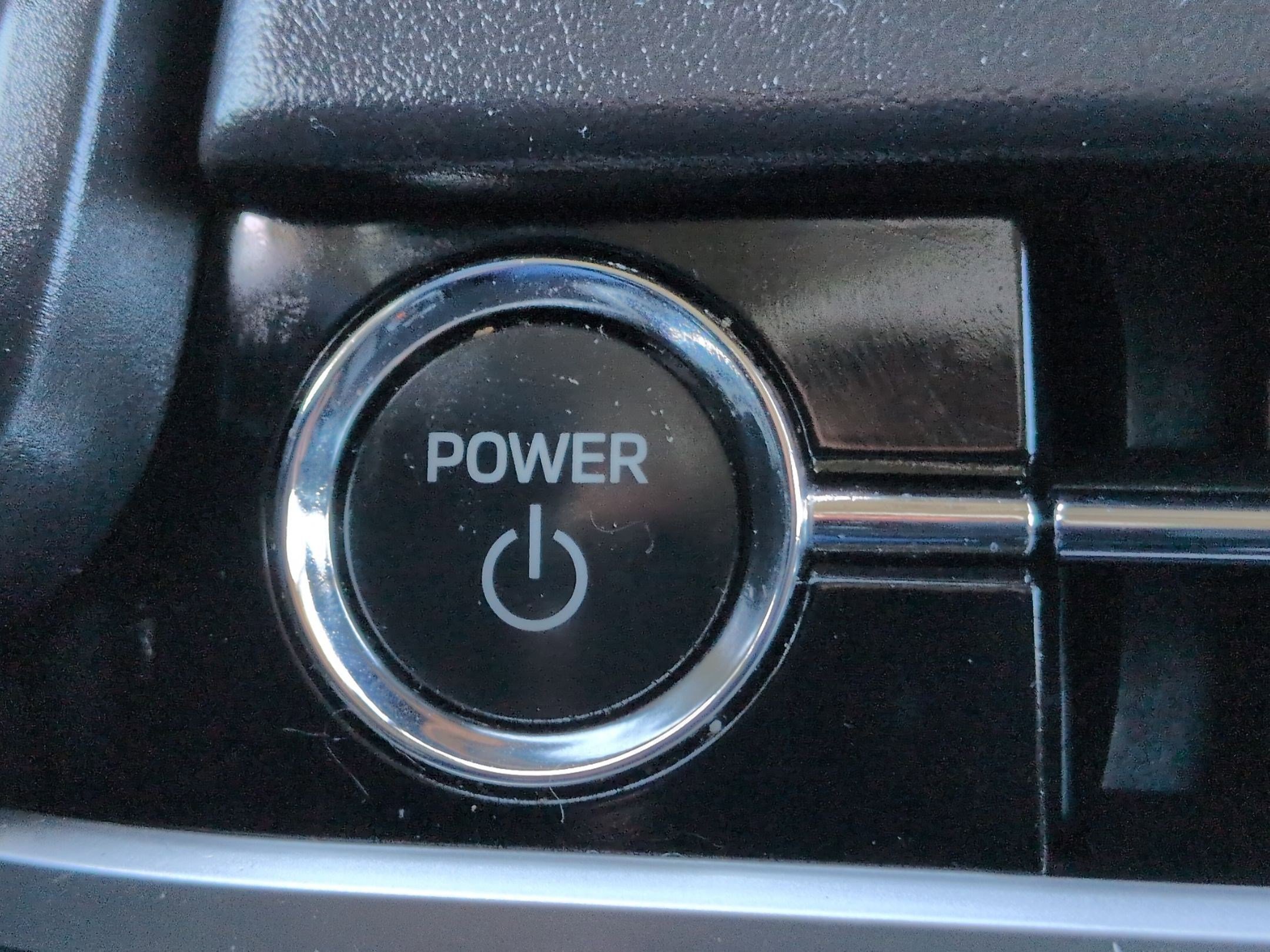 Used 2023 Mitsubishi Outlander SE image 21