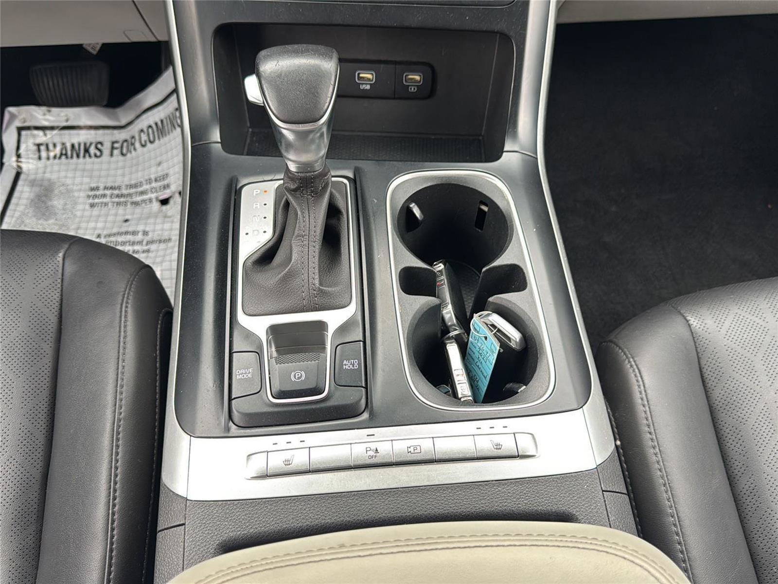 Used 2022 Kia Carnival LX FWD image 14