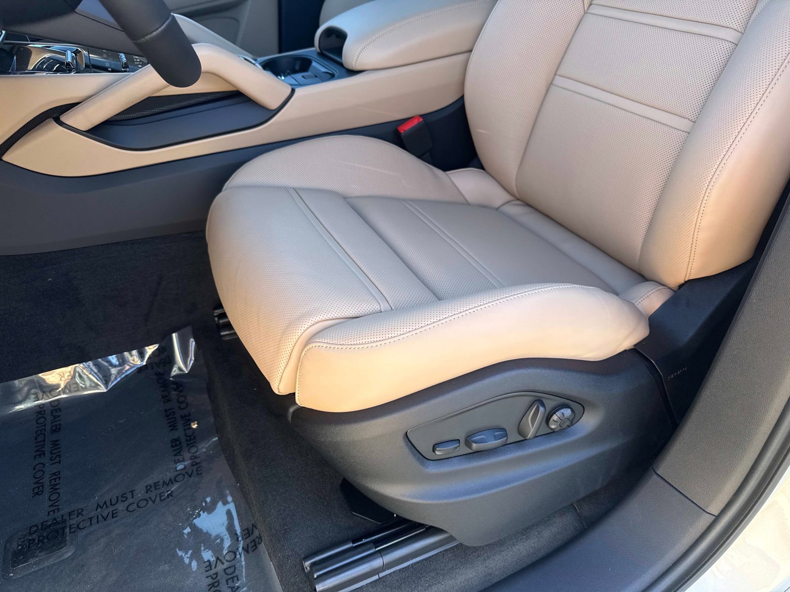 Certified 2026 Porsche Cayenne Coupe image 20