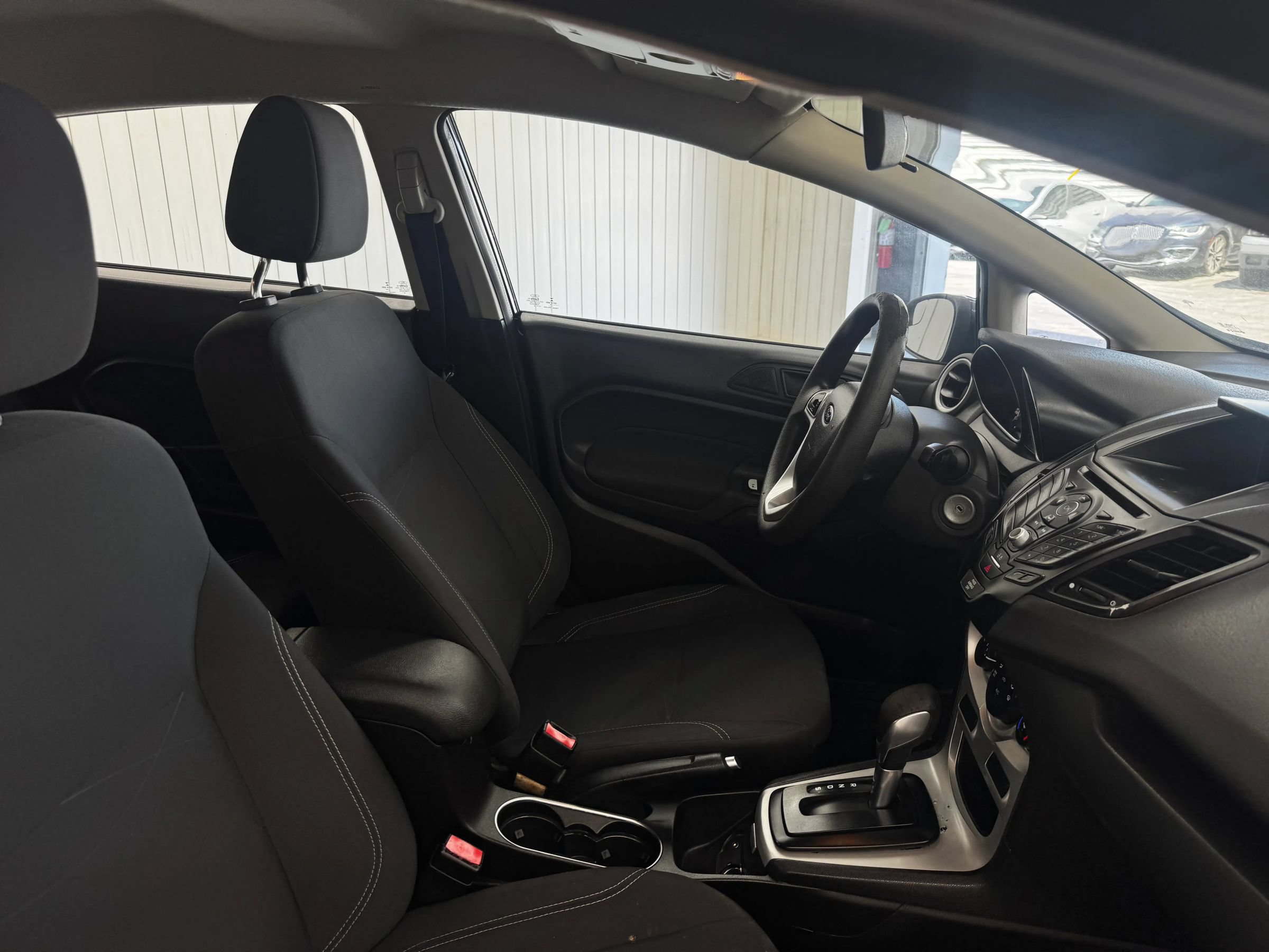 Used 2019 Ford Fiesta SE FWD image 17