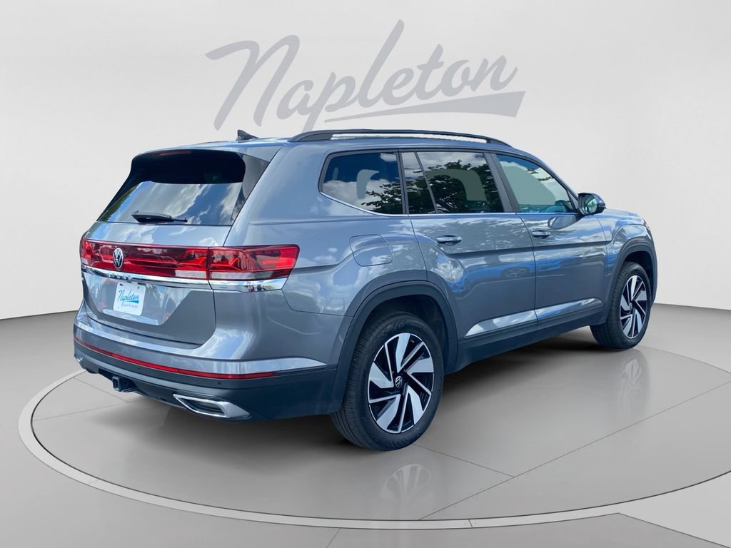 Used 2025 Volkswagen Atlas SE FWD image 6