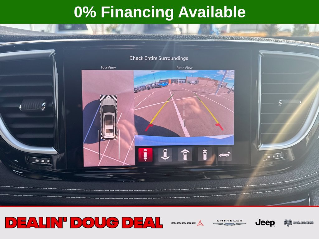 New 2026 Chrysler Pacifica Limited w/ S Appearance Package AWD/4WD image 18