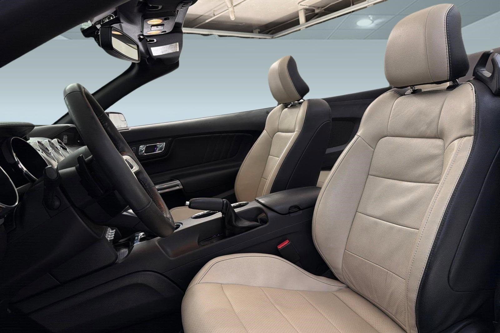 Used 2016 Ford Mustang GT Premium image 5