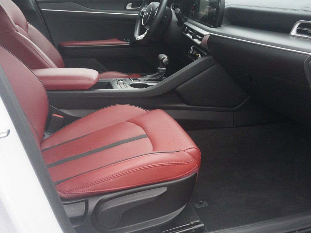 Used 2023 Kia K5 GT-Line image 26