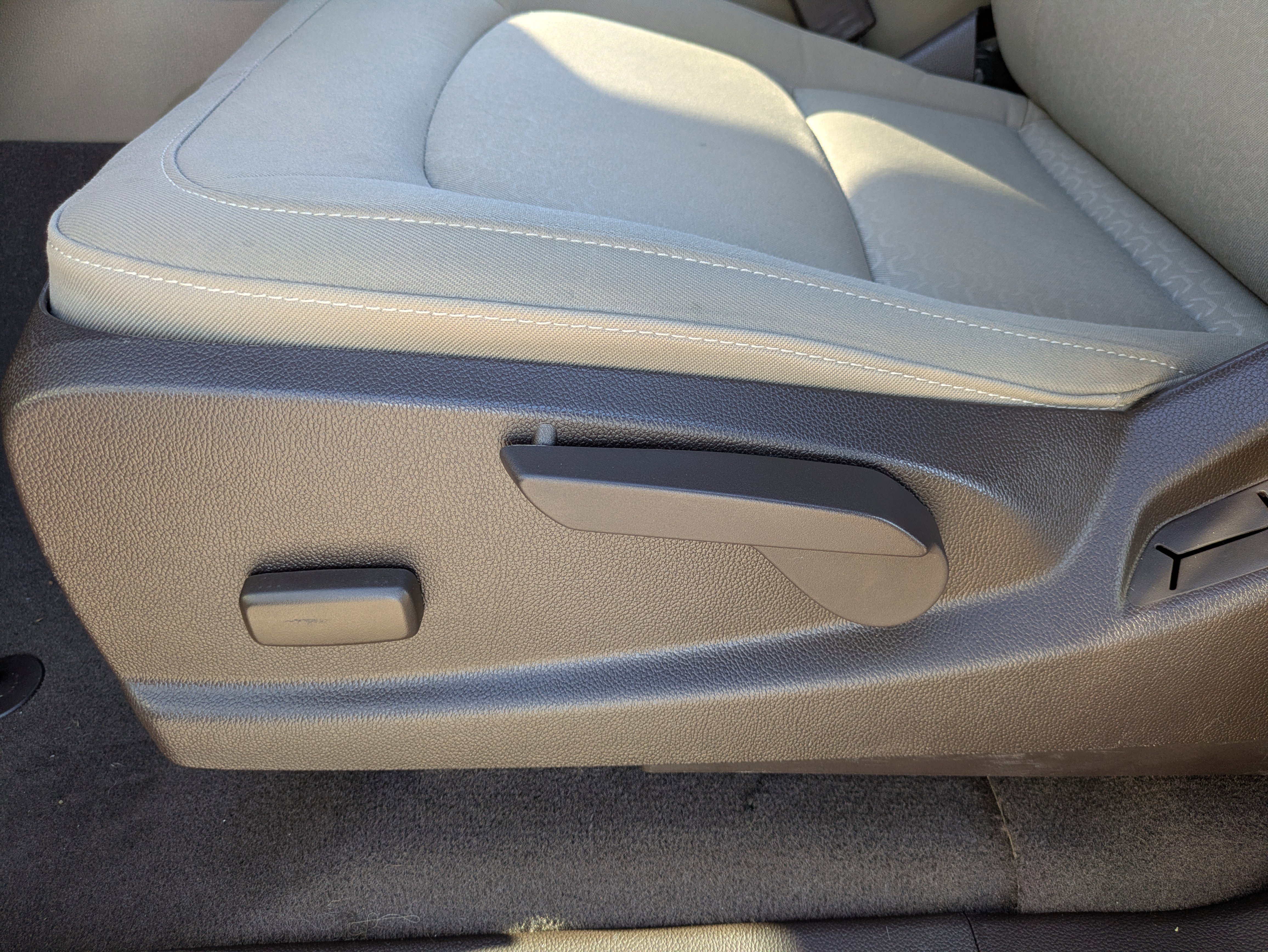 Used 2019 GMC Canyon SLE image 20