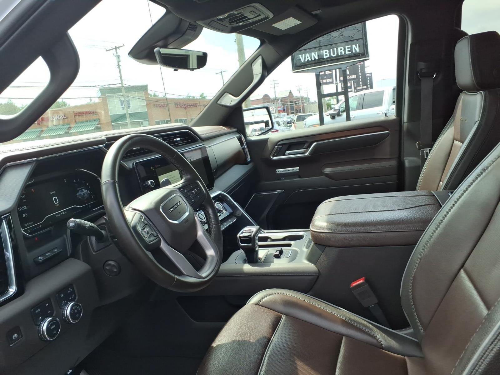 Used 2024 GMC Sierra 1500 Denali w/ Denali Reserve Package AWD/4WD image 18