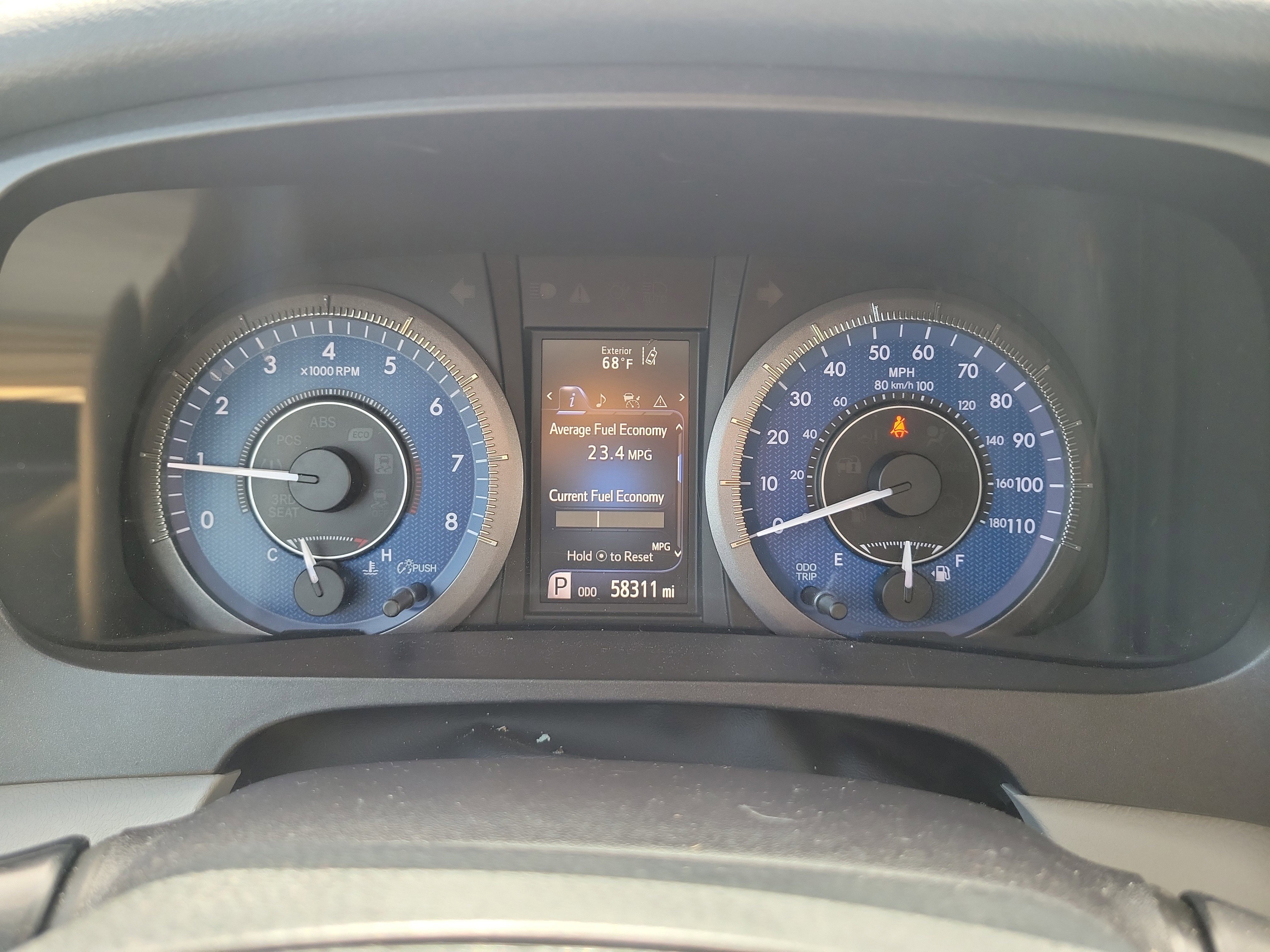 Used 2019 Toyota Sienna LE w/ Carpet Mat Package image 26