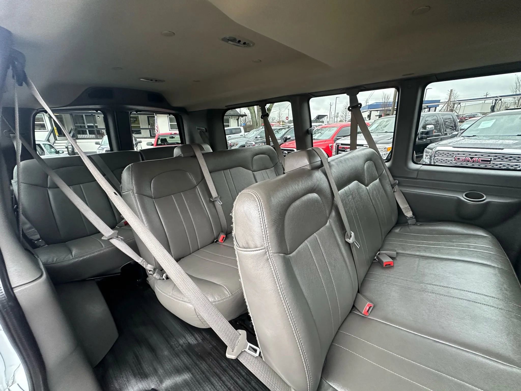 Used 2017 Chevrolet Express 2500 LS image 20