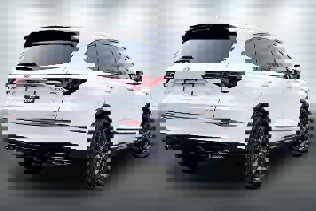 Used 2023 Acura MDX A-Spec image 13