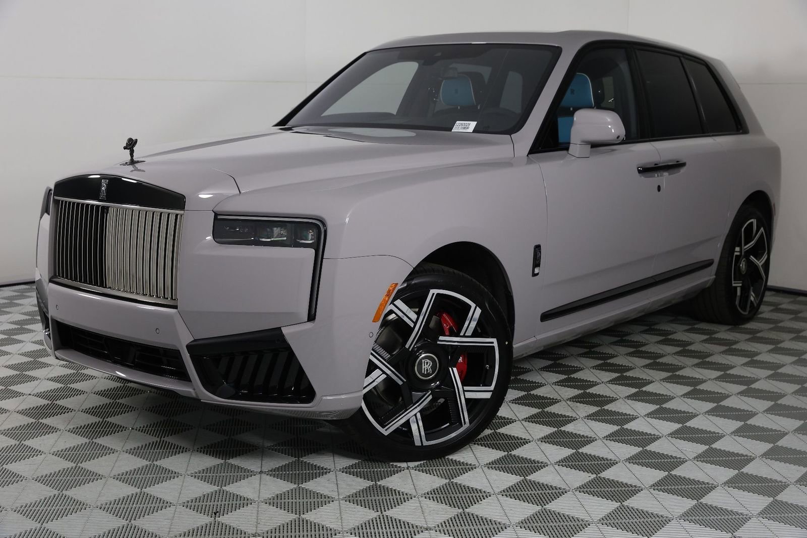 New 2026 Rolls-Royce Cullinan Black Badge AWD/4WD image 40