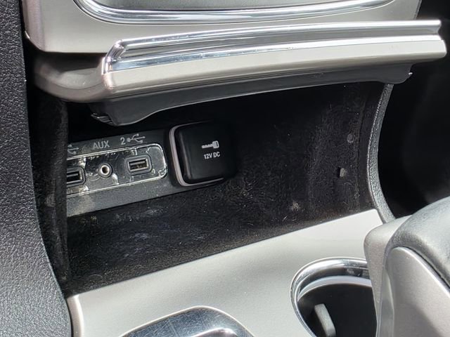 Used 2018 Jeep Grand Cherokee Overland image 25