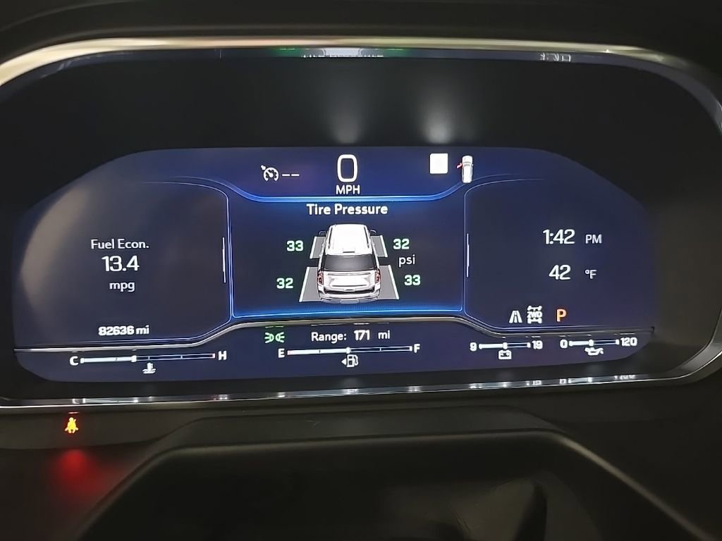 Used 2022 Chevrolet Tahoe Z71 w/ Luxury Package image 14