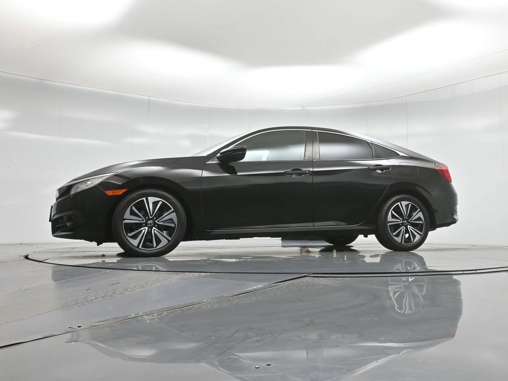 Used 2017 Honda Civic EX-T image 7