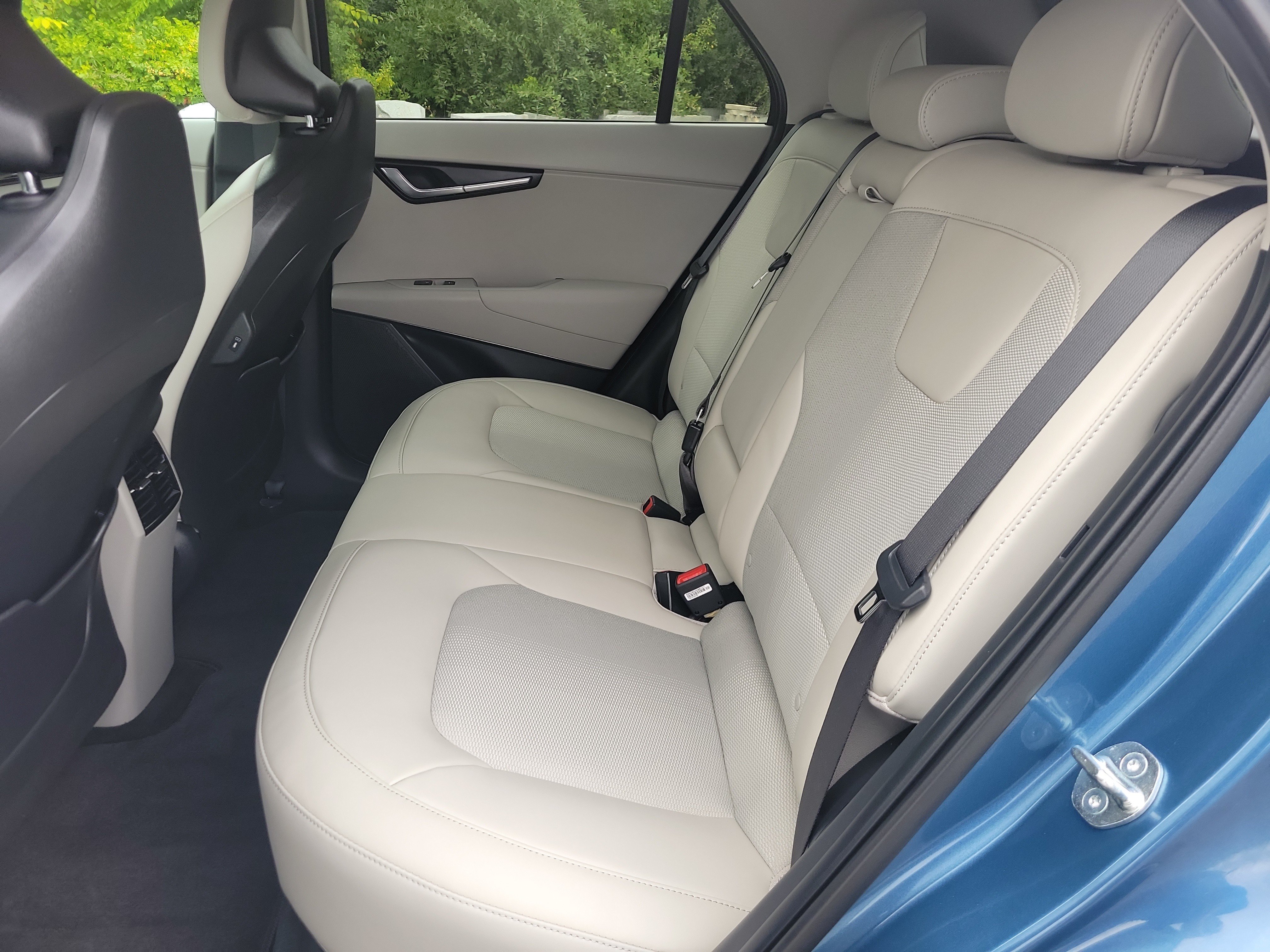 Used 2023 Kia Niro Wind w/ Wind Preserve Package FWD image 16